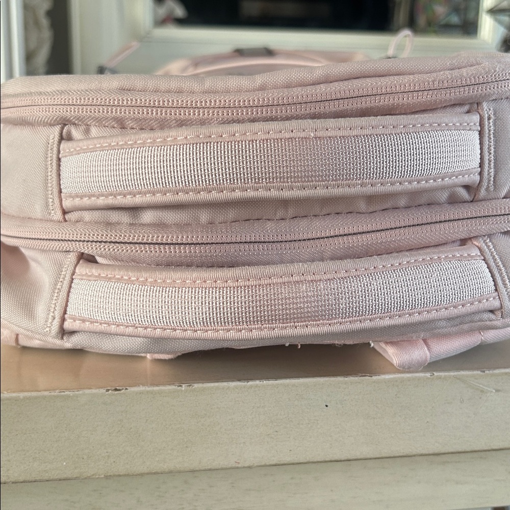 The North Face Women's Jester Backpack Padded Laptop Travel Bag Pink Salt /Black - Picture 14 of 16